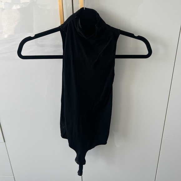 COMMANDO Seamless Mockneck Bodysuit - Picture 2 of 3